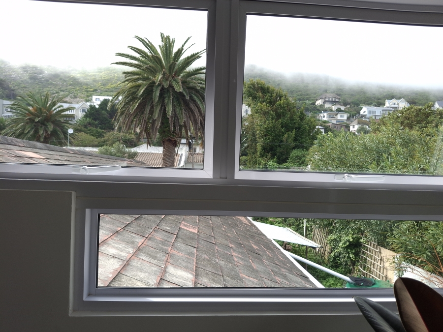 To Let 1 Bedroom Property for Rent in Clovelly Western Cape